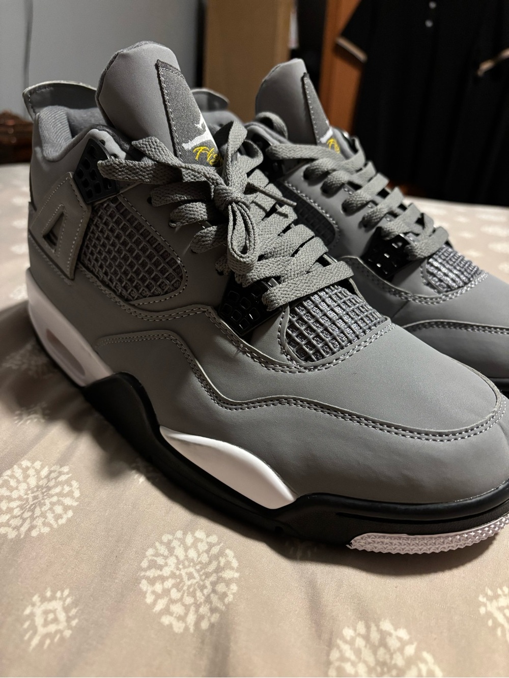 Air Jordan 4 Cool Grey